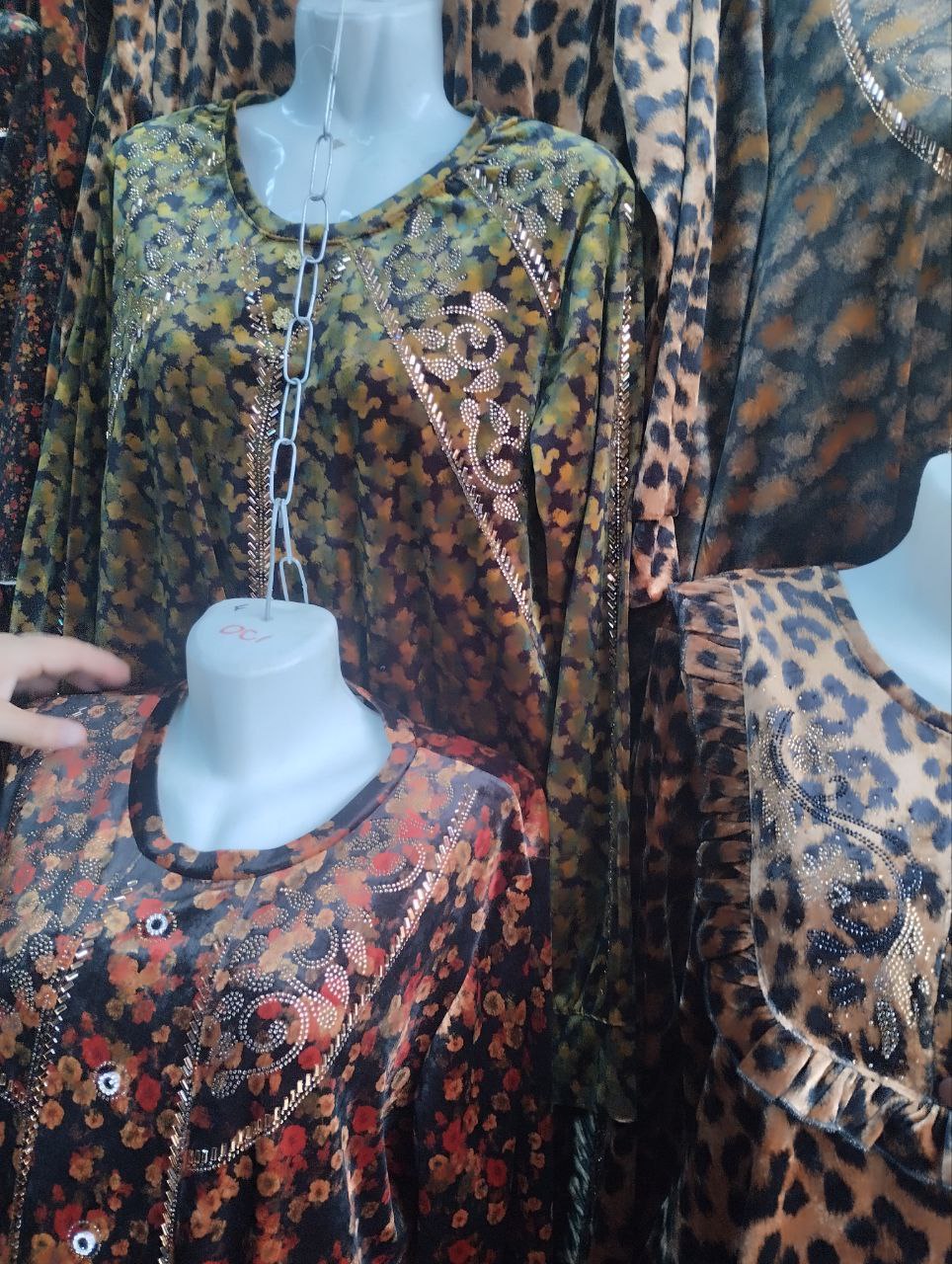 Женское платье - Просмотр 1